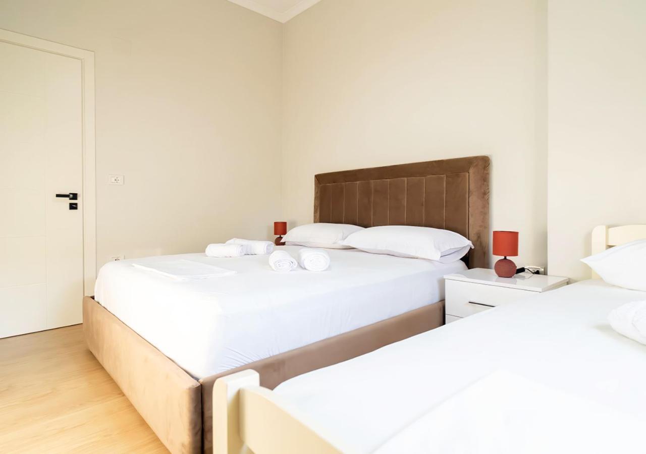 Home Inn Apartment 2 Near City Center Tiran Dış mekan fotoğraf