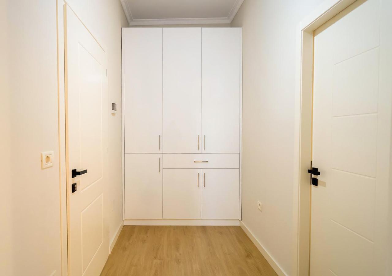 Home Inn Apartment 2 Near City Center Tiran Dış mekan fotoğraf